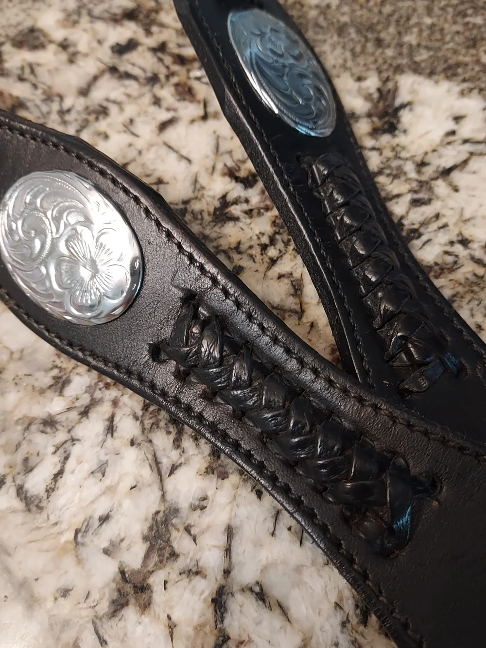 Vtg. J R Palacios Men's Tooled Belt w Intricate Braiding & Silver Conchos. Sz 42